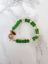 Load image into Gallery viewer, The Daisy Chain Bracelet