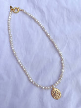 Load image into Gallery viewer, Gold Zodiac Fresh Water Pearl Necklace
